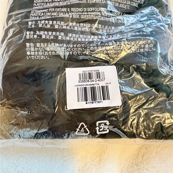 Old Navy SoComfy Oversized Crew Neck Graphic Sweatshirt - Size XXL Petite - Picture 4 of 4